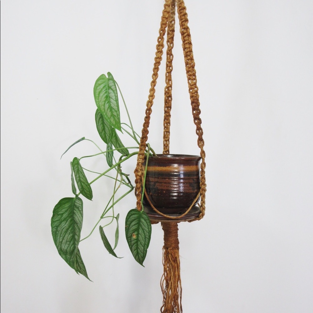 Vintage Boho Macrame Seashell Plant Hanger